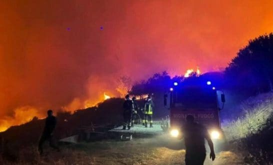 Incendi, morti due cittadini nella frazione di San Lorenzo. Il cordoglio del Presidente  Arruzzolo