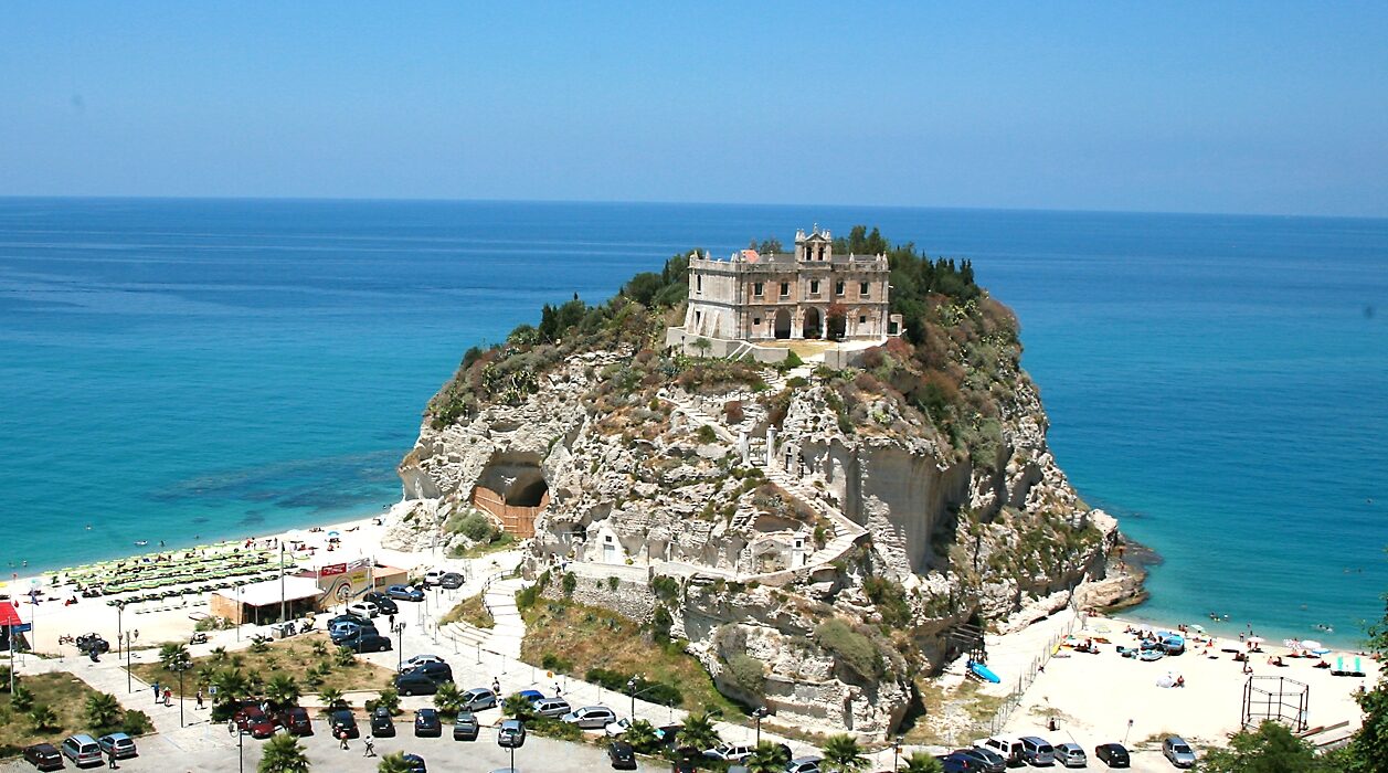 L’emergenza Coronavirus mette in ginocchio il comparto turistico Parola a Demetrio Metallo di Unindustria Calabria e Francesco Gentile dell’ADA