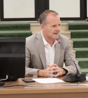 Il capogruppo del Pd Bevacqua: «Occhiuto ascolti l’invito dei sindaci e si faccia chiarezza su gestione e responsabilità dell’Ato unico»