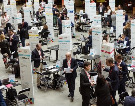 SMAU Paris: due startup calabresi protagoniste dell’innovazione internazionale