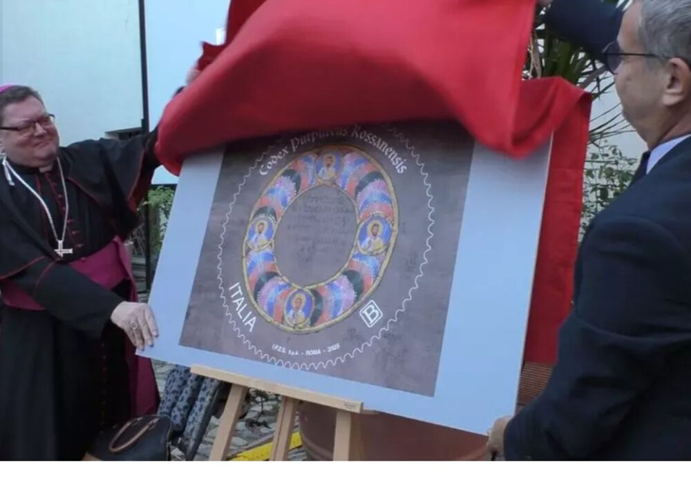 Presentato francobollo sul “Codex purpureus rossanensis”