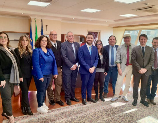 Consiglio regionale, il presidente Cirillo incontra i giornalisti: ‘Informazione baluardo insostituibile’